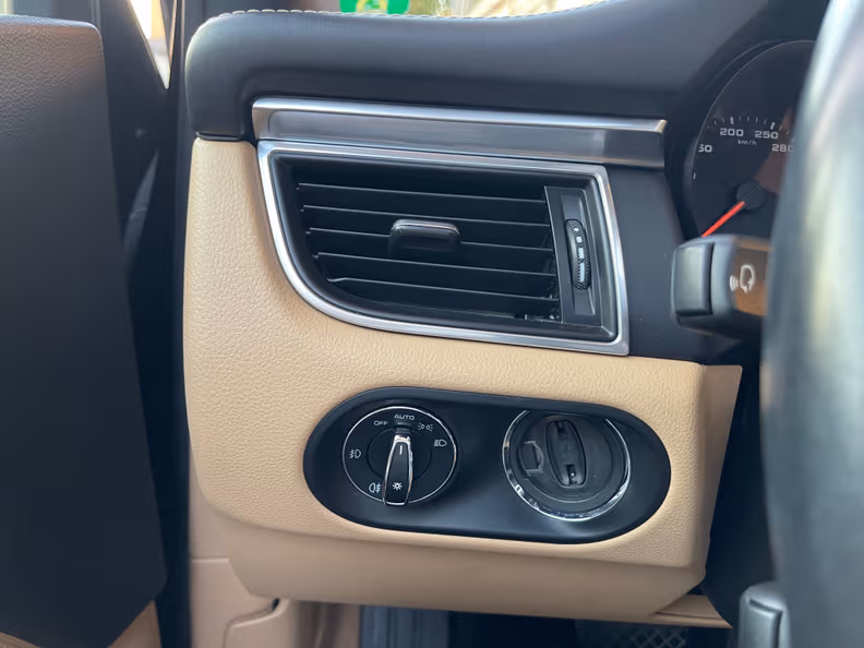 Porsche Macan - 20