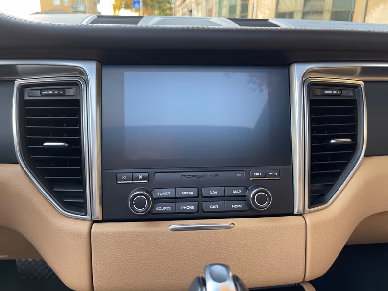 Porsche Macan - 21