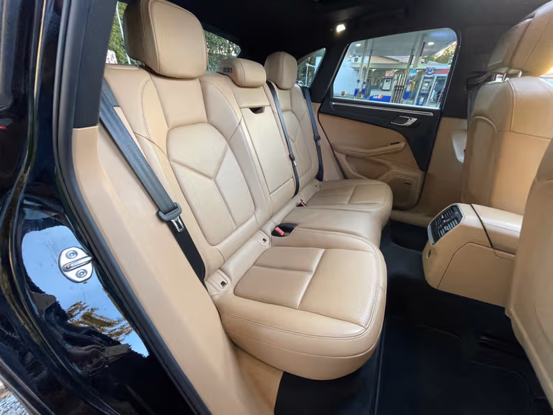 Porsche Macan - 28