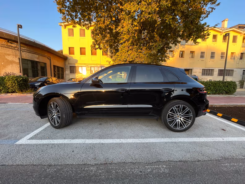 Porsche Macan - 8