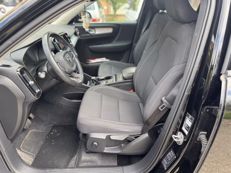 Volvo XC40 - 15