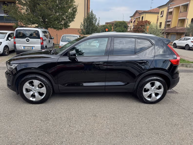 Volvo XC40 - 2