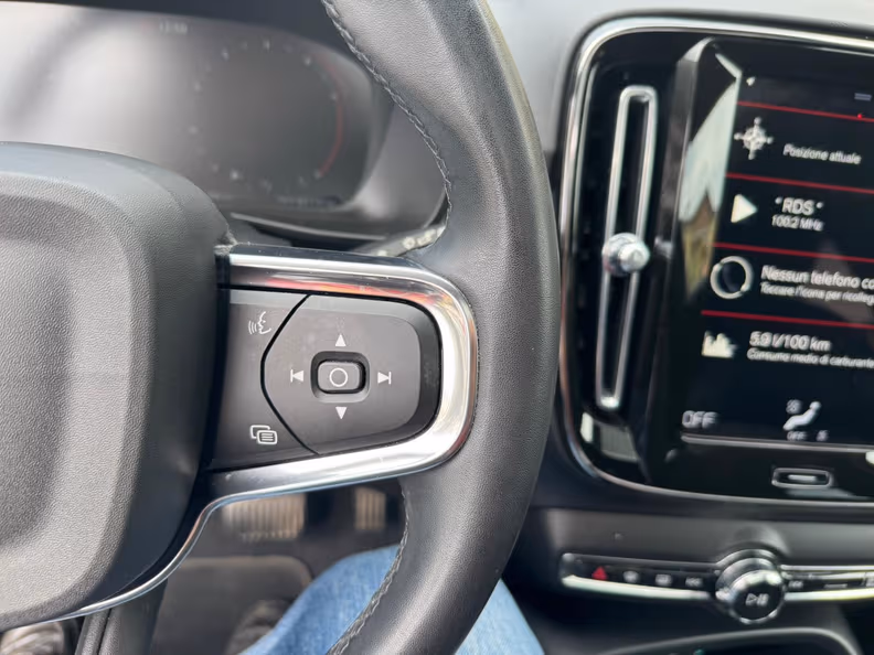 Volvo XC40 - 18