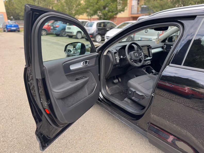 Volvo XC40 - 14