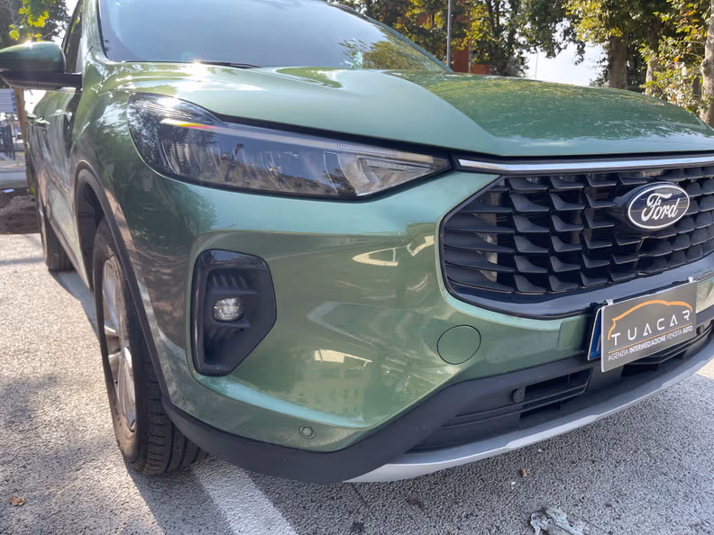 Ford Kuga - 36