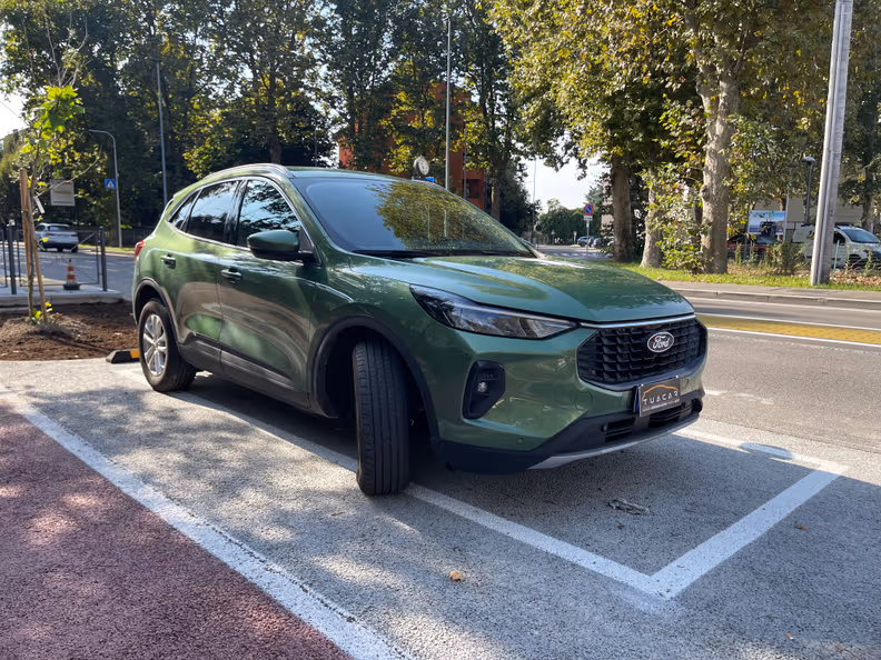 Ford Kuga - 3