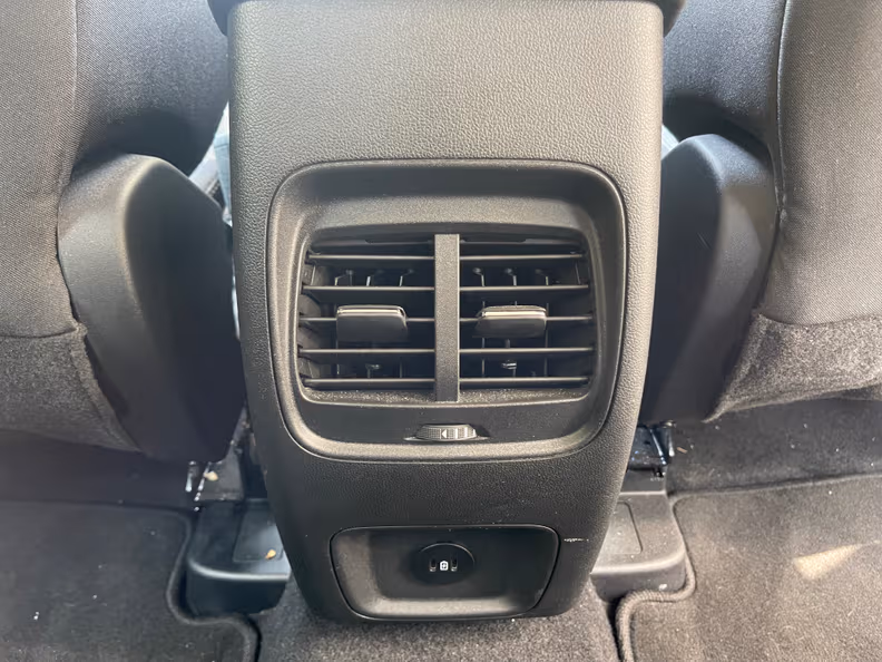 Ford Kuga - 34