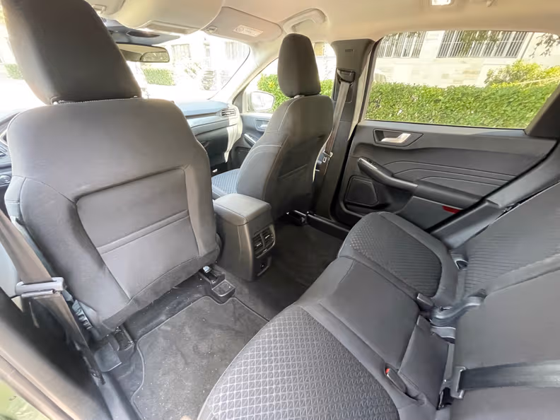 Ford Kuga - 32
