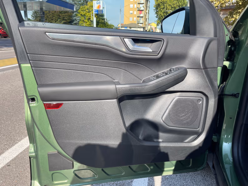 Ford Kuga - 40