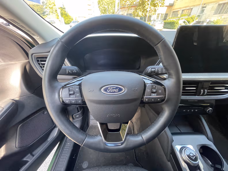Ford Kuga - 13
