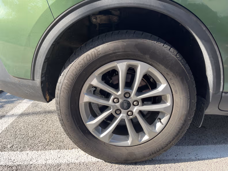 Ford Kuga - 46