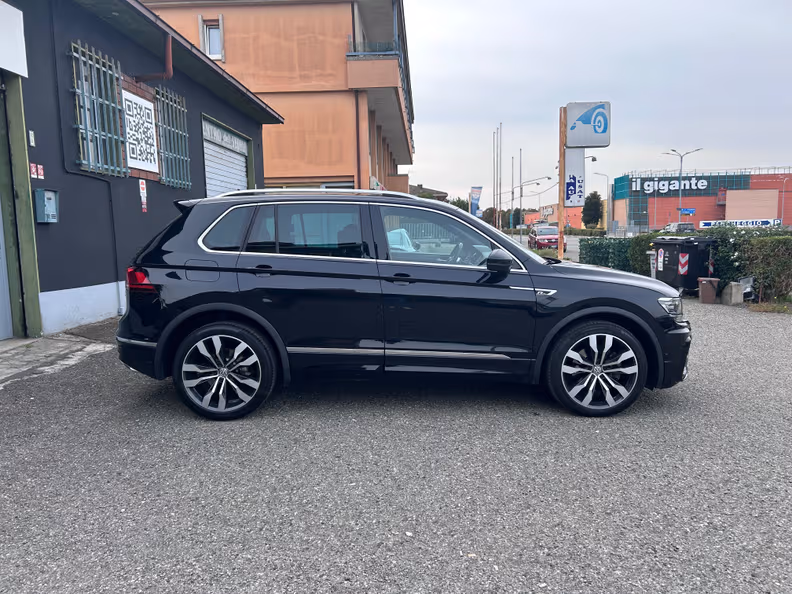 Volkswagen Tiguan - 6
