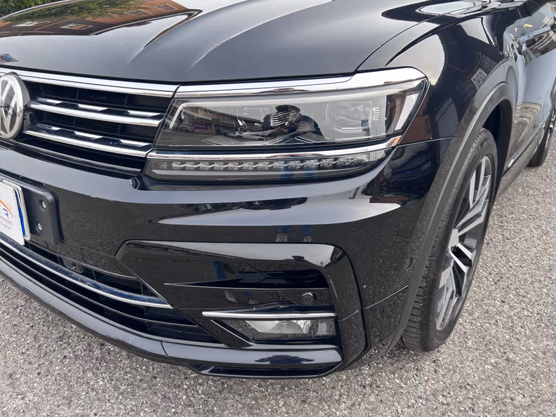 Volkswagen Tiguan - 9