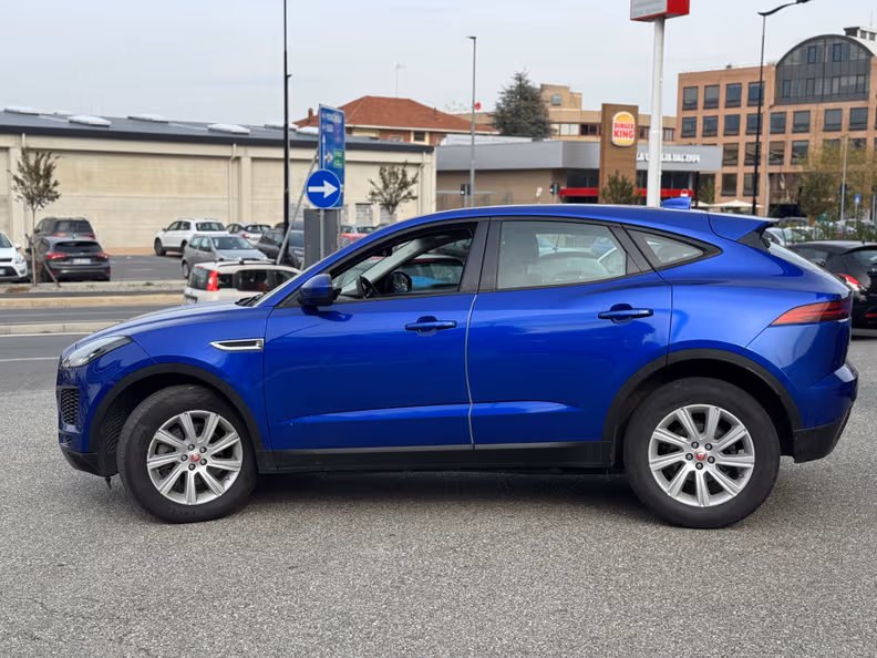 Jaguar E-Pace - 28