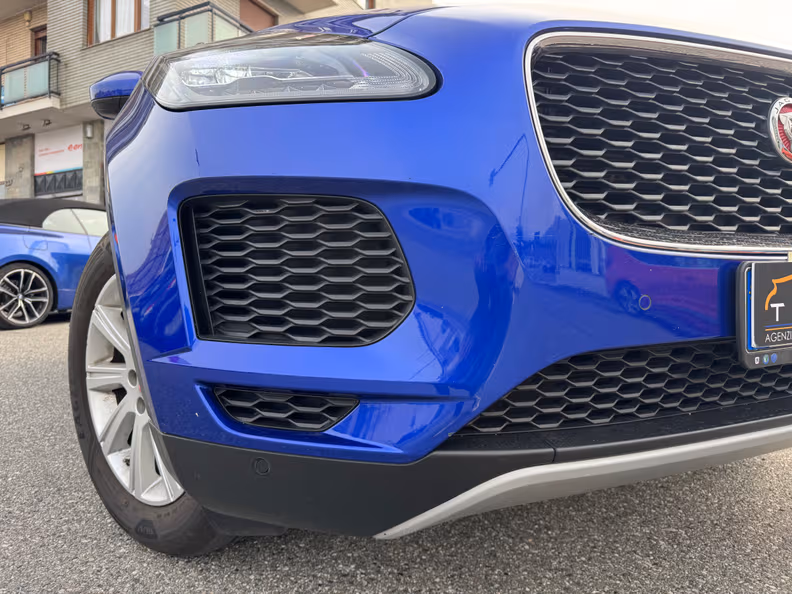 Jaguar E-Pace - 25
