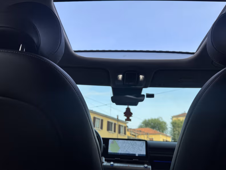 Hyundai Kona - 16