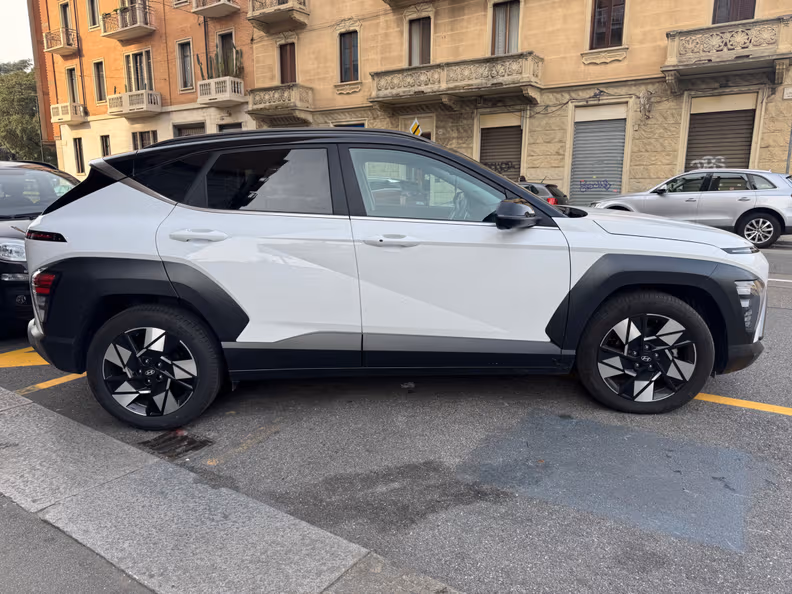 Hyundai Kona - 9