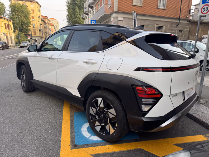Hyundai Kona - 6