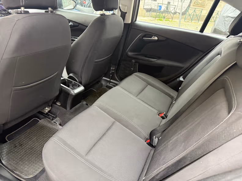 Fiat Tipo - 12