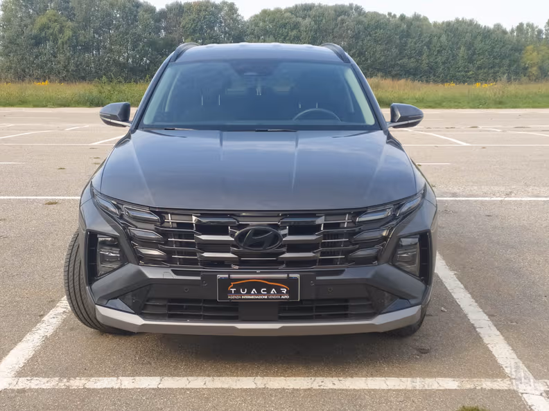 Hyundai Tucson - 2