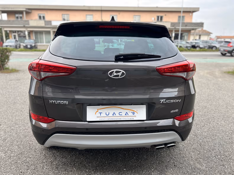 Hyundai Tucson - 4
