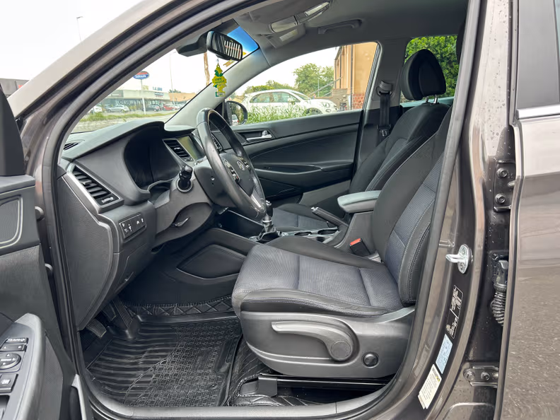 Hyundai Tucson - 10