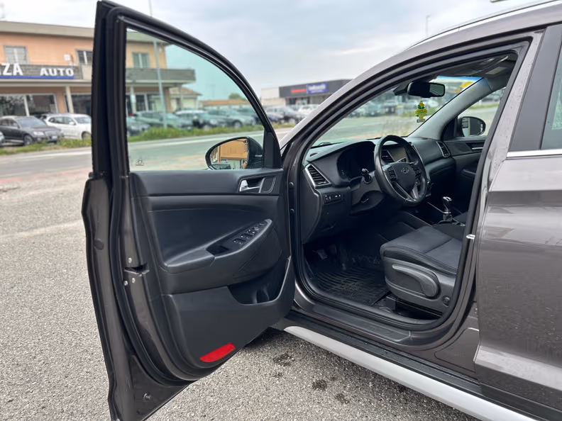 Hyundai Tucson - 9