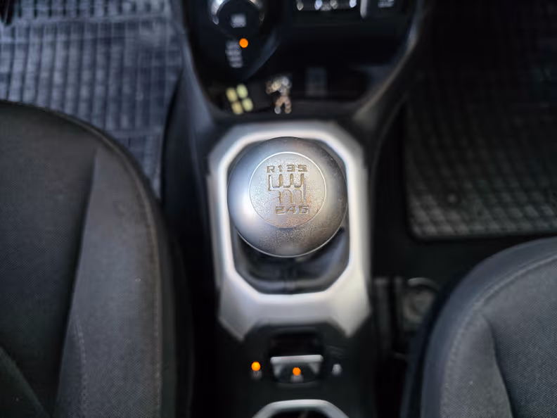 Jeep Renegade - 20