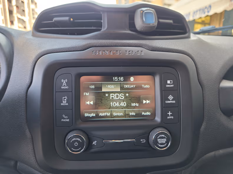 Jeep Renegade - 17