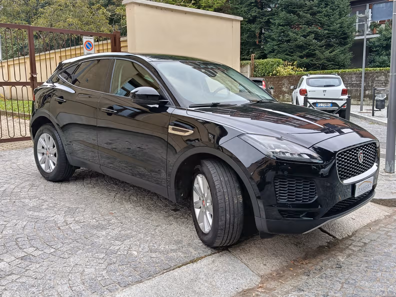 Jaguar E-Pace - 3