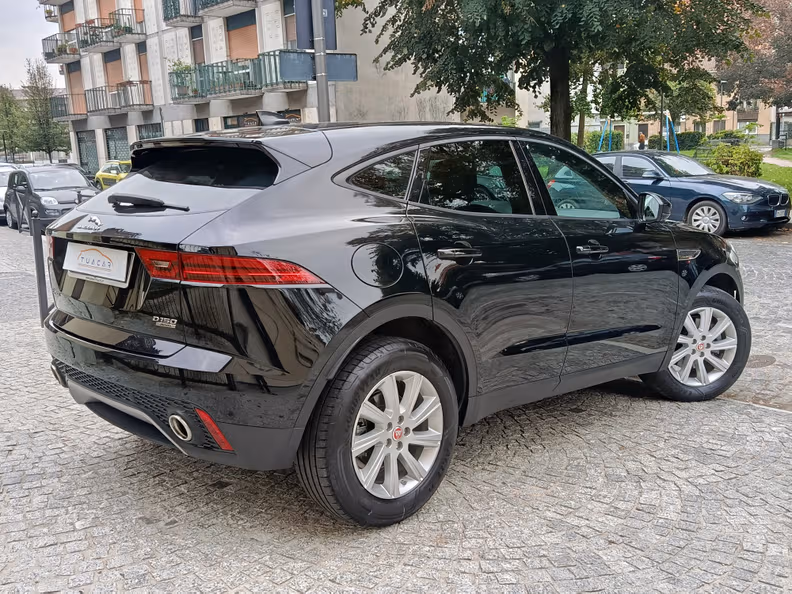 Jaguar E-Pace - 5
