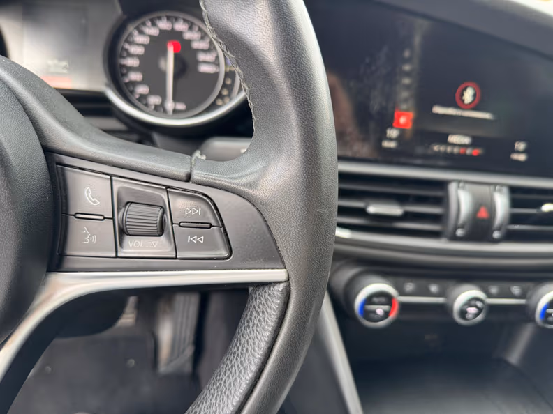 Alfa Romeo Giulia - 15