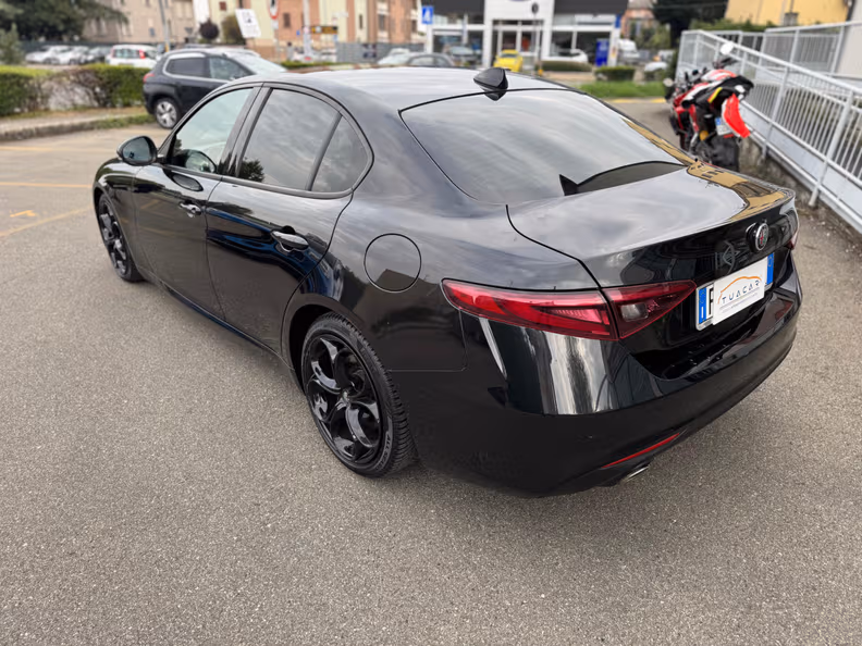 Alfa Romeo Giulia - 3