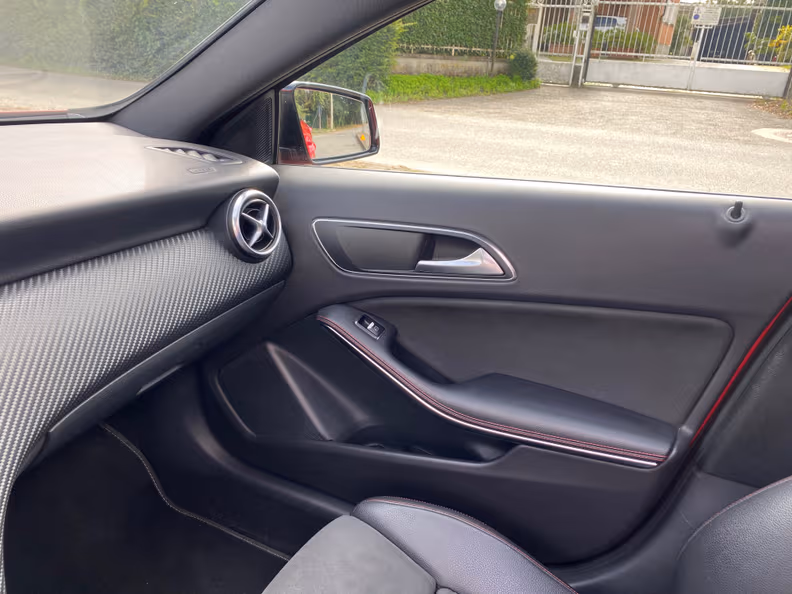 Mercedes-Benz A-Class - 44