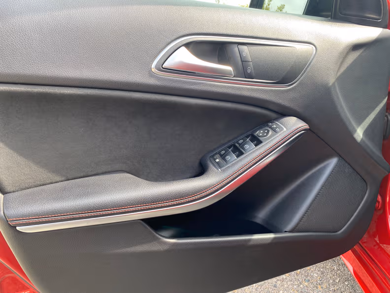 Mercedes-Benz A-Class - 28