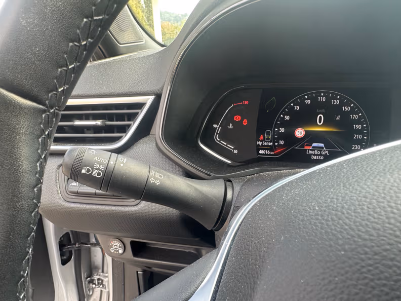 Renault Clio - 21
