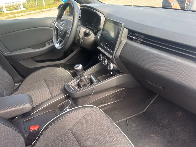 Renault Clio - 27