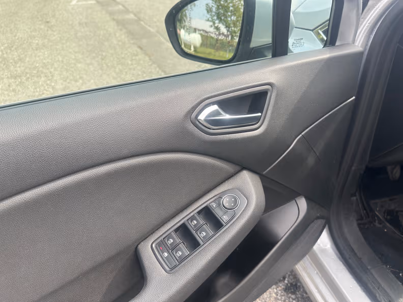 Renault Clio - 33