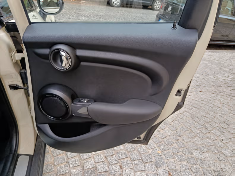 Mini 3-door / 5-door Hatch - 35