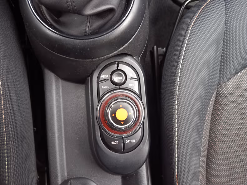 Mini 3-door / 5-door Hatch - 15