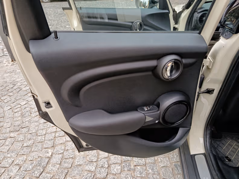 Mini 3-door / 5-door Hatch - 33