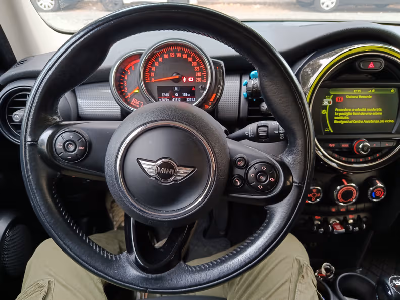 Mini 3-door / 5-door Hatch - 10