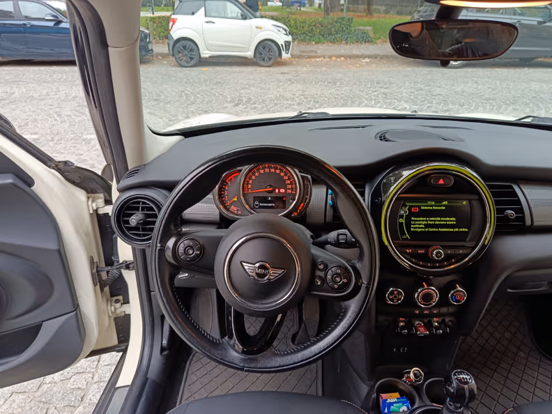 Mini 3-door / 5-door Hatch - 24