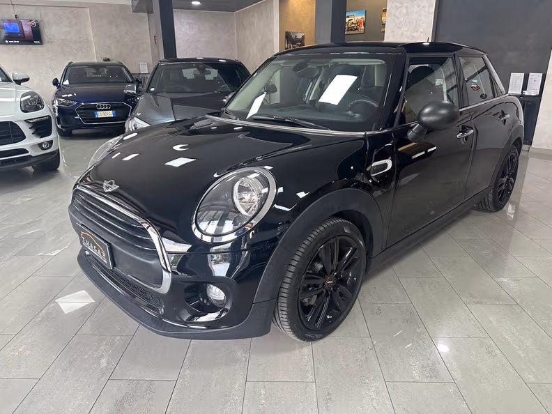 Mini 3-door / 5-door Hatch - 1