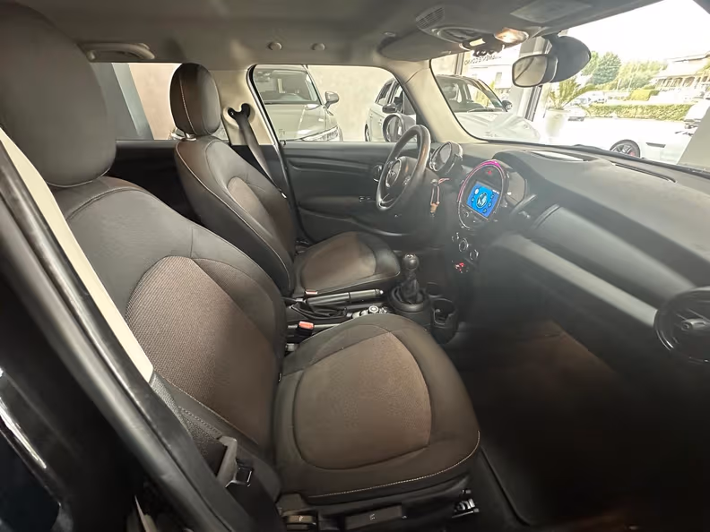 Mini 3-door / 5-door Hatch - 12
