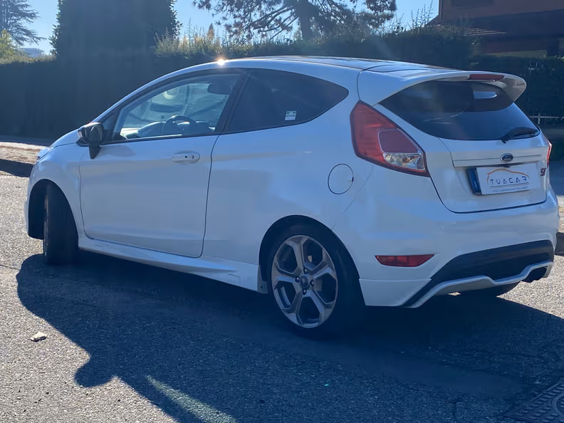 Ford Fiesta - 8