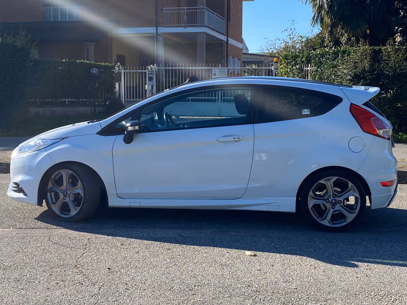 Ford Fiesta - 6