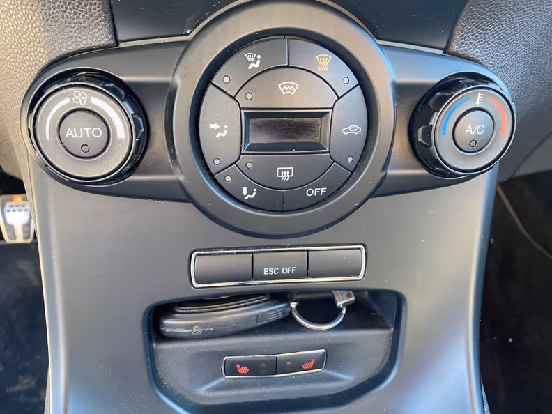 Ford Fiesta - 26
