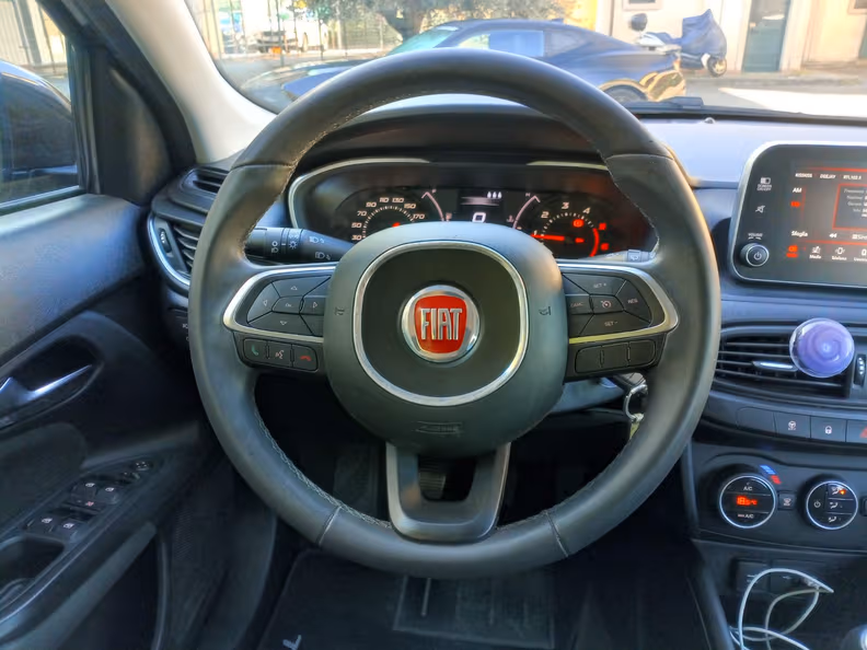 Fiat Tipo - 18