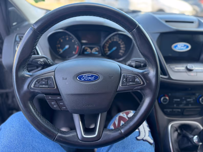 Ford Kuga - 14